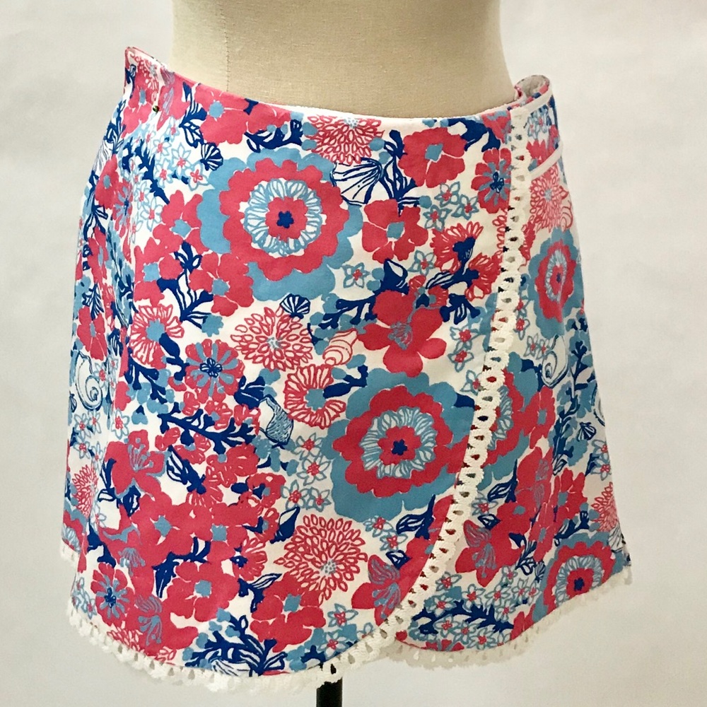 Lily Pulitzer pink/blue floral skort, size 12